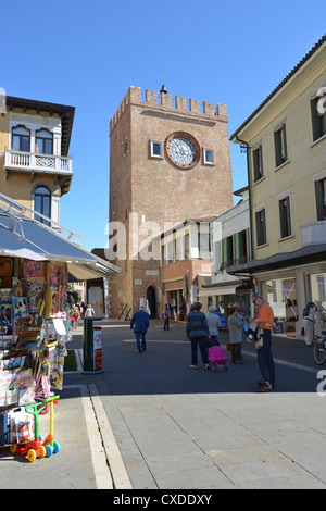 12. Jahrhundert Torre Orologio (Wachturm), Piazza Edmondo Materie, Mestre, Venedig, Provinz Venedig, Veneto Region, Italien Stockfoto