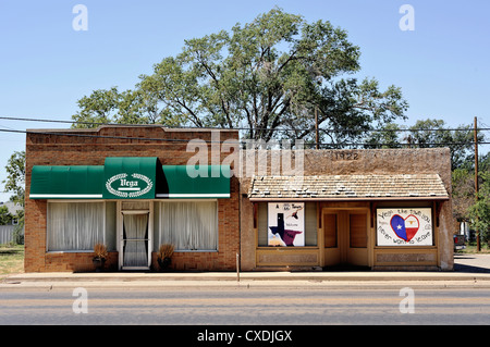 Vintage/Retro Shop/Store Fronten in Vega, Texas Stockfoto