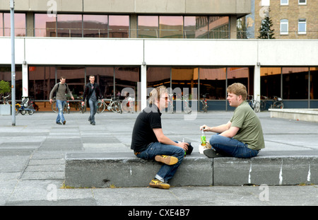 Braunschweig-Studenten auf dem Campus der technischen Universität Carolo-Wilhelmina Stockfoto