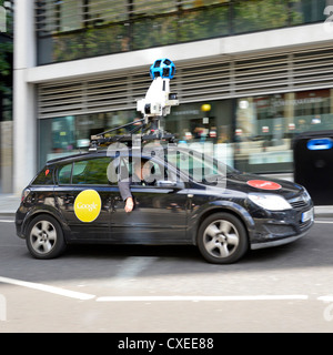 Nahaufnahme von Google Auto & Videokamera Rig behoben In Fahrzeug Dach Filmen Straßenansicht Pegman Karte Bilder fahren Fetter Lane City of London England Großbritannien Stockfoto