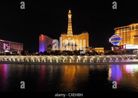 Die Nacht in Las Vegas. Tanzende Fontänen Stockfoto