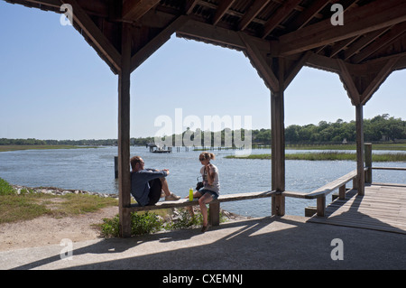 Cotton dock Haus Plantage Warentransport auf Lastkähne, Markt - Boone Hall Plantage in der Nähe von Charleston, South Carolina. Stockfoto