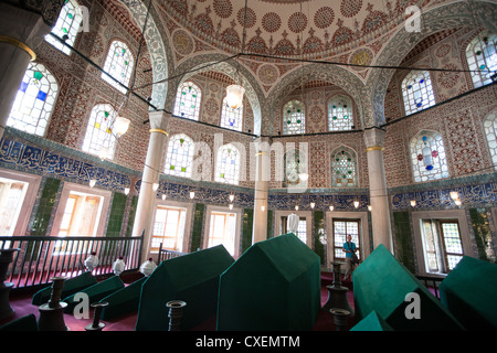 Mausoleen neben der Ayasofya, Hagia Sophia, AyaSophia-Moschee in Istanbul in der Türkei Stockfoto