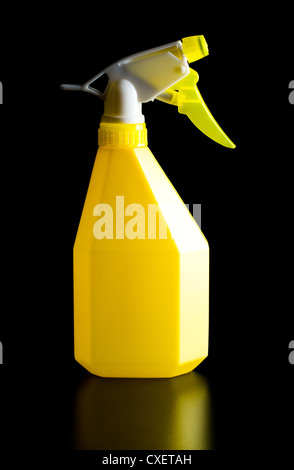 gelbe Sprühflasche Stockfoto