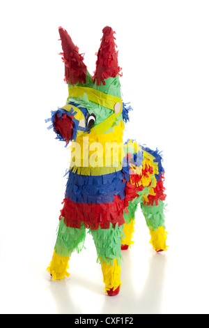 Eine traditionelle, primäre farbigen mexikanische Partei Piñata auf weißem Hintergrund Stockfoto