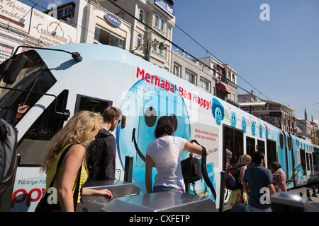 Straßenbahnen und Transport in Istanbul in der Türkei Stockfoto