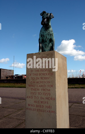 Statue von Snooks der Hund an der Aldeburgh Suffolk Stockfoto