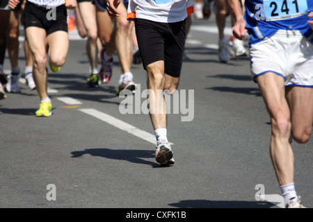 Belgrad, Serbien - APRIL 18: Läufer am 22. Belgrad Marathon im 18. April 2009 in Belgrad, Serbien. Stockfoto