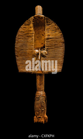 Skulpturales Element Reliquiar Ensemble 19 Cent Gabun Republik des Kongo Ivindo River Region Kota Völker Mahongwe Messing Kupfer Stockfoto