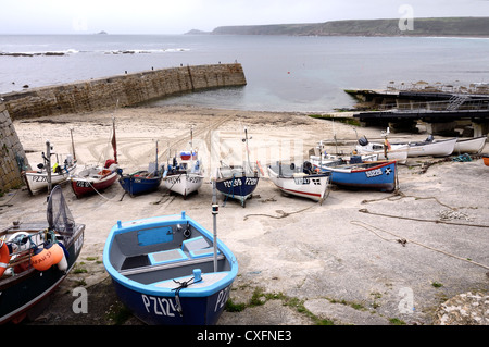 Sennan Bucht in der Nähe von Lands End, Cornwall. Stockfoto