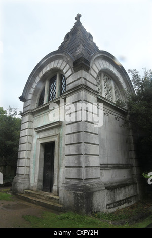 Mausoleum von Julius Bier auf dem Highgate West Cemetery in London England Stockfoto