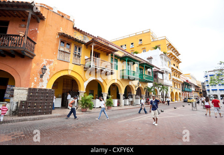 Spanischer Kolonialarchitektur Häuser in la Plaza de Los Coches, Cartagena de Indias, Kolumbien. Stockfoto