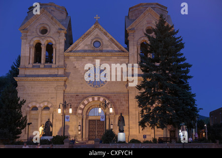 Kathedrale Basilica des Heiligen Franziskus von Assisi, Santa Fe, New Mexico. Stockfoto