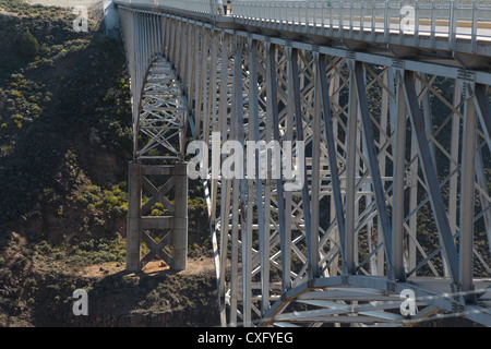 Rio Grande Gorge Bridge, Norden von New Mexico. Stockfoto