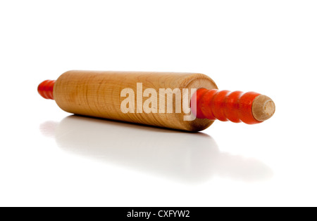 Hölzerne Nudelhölzer mit roten griffen Stockfoto