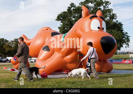 Großen Scooby Doo Ballon Charakter Stockfoto