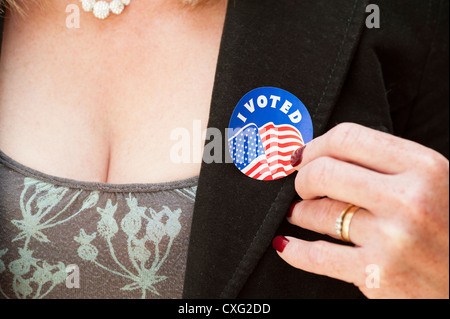 Gestimmt auf eine US-Wahl-Aufkleber gedruckt Stockfoto