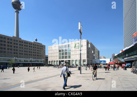 Berlin, Alexanderplatz und Kaufhof Stockfoto