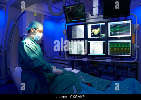 Berlin, Untersuchung in einer hochmodernen Kardiologie-Klinik Stockfoto