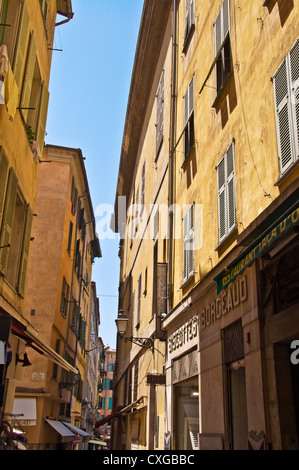 Gasse in der Altstadt von Nizza - Frankreich Stockfoto