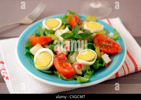 Salat mit Minze. Rezept zur Verfügung. Stockfoto