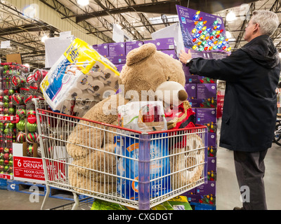 Costco Wholesale Lagerverkauf Stockfoto