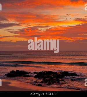 Schottland, Argyll und Bute, Inneren Hebriden Insel Tiree, Balevullin, Balevullin Strand in der Abenddämmerung Stockfoto