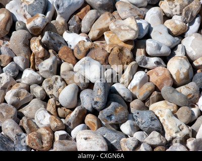 Stein Steinchen am Meeresufer von oben gesehen Stockfoto