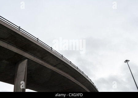 Blick auf Kingston Brücke in Tradeston. Stockfoto