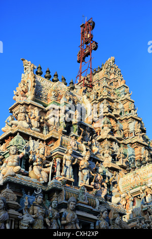 Sri Pathrakali Hindu Tempel Gopuram Turm in Trincomalee auf Sri Lanka. Stockfoto