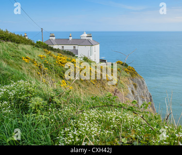 Eine irische Landzunge-Szene mit Blick auf den Ozean Stockfoto