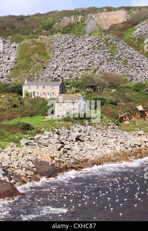 Später Cornwall kleines Dorf an der kornischen Küste Stockfoto