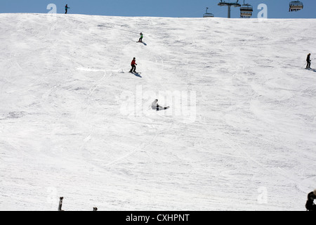 Fallen beim Skifahren auf der Piste die Alpe De Seis Selva Val Gardena Dolomiten Italien Stockfoto