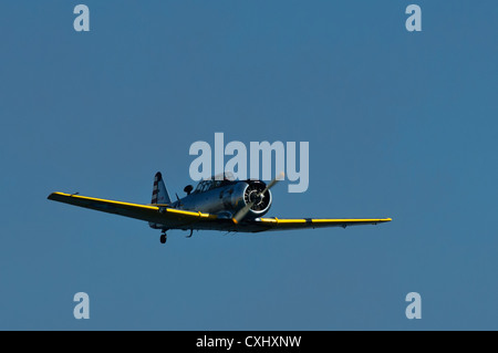 Kampf gegen Flugzeug Nanchang CJ-6A bei der Durchführung von "La Festa del Cel' von Barcelona, Spanien Stockfoto