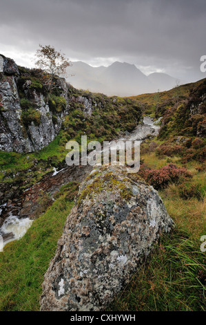 Blick von der Allt ein "Bhalaich in Richtung Meall ein" Bhuiridh und Creise, Glencoe, Schottisches Hochland Stockfoto