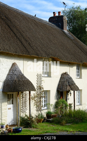 Strohgedeckten Hütten im Weiler St.Clement in der Nähe von Truro, Cornwall, UK Stockfoto