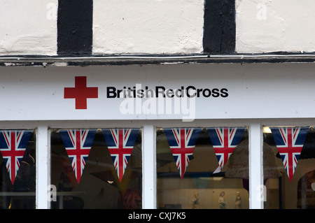 British Red Cross Charity-shop Stockfoto