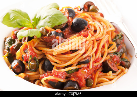 Spaghetti Alla Puttanesca Stockfoto