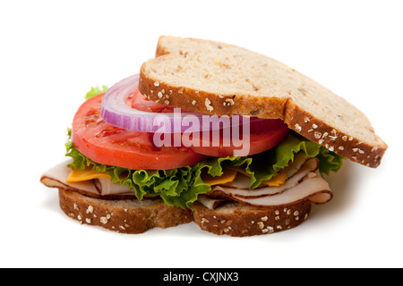 Truthahn-Sandwich auf Weizenbrot auf weißem Hintergrund Stockfoto