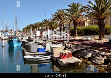 Hafen von Canet-En-Roussillon, Gemeinde auf der "Côte Vermeille" im Département Pyrénées-Orientales in Frankreich Angeln Stockfoto