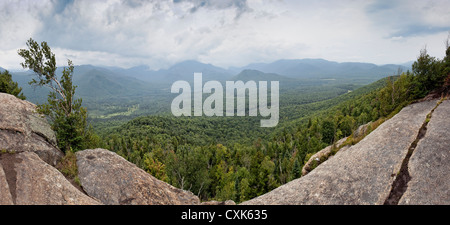 Blick vom Mt. Van Hoevenberg, Adirondack Mountains, New York Stockfoto