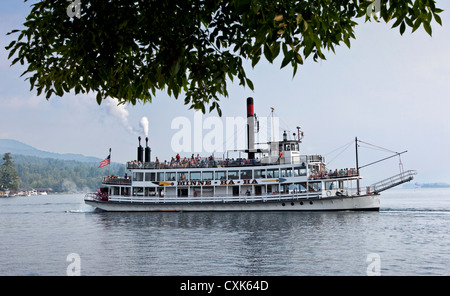 Dampfer Minne-Ha-Ha am Lake George, New York State Stockfoto