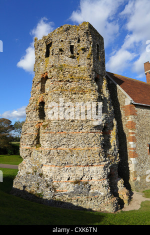 Römische Pharos Dover Castle Kent England GB Vereinigtes Königreich Stockfoto