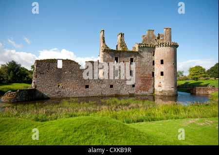 Caerlaverock Castle Grabenlöffel 13. Jahrhundert Schloss Dumfries and Galloway, Schottland.   SCO 8579 Stockfoto