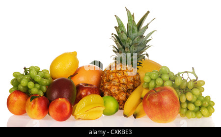 Auswahl an exotischen Früchten, isoliert auf weißem Hintergrund Stockfoto