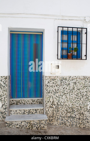 Eingang zum Haus im Dorf von Competa in Andalusien, Südspanien Stockfoto