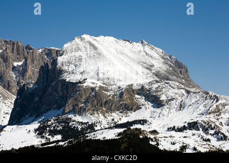 Sasso Piatto Plattkofels Sasplat Schnee eingereicht und Klippen Selva Val Gardena-Dolomiten-Italien Stockfoto