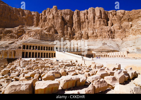 Deir al-Bahri, Hatschepsut-Tempel, Luxor, Ägypten Stockfoto