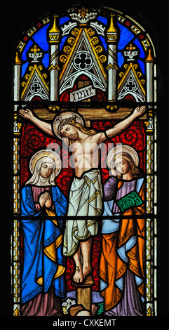 Detail der Ostfenster von William Wailes. Kirche von Saint Kentigern. Caldbeck, Cumbria, England, Vereinigtes Königreich, Europa. Stockfoto