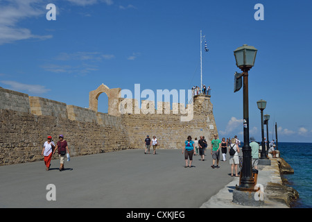 Wände von Firka Festung an Uferpromenade, Chania, Präfektur Chania, Kreta, Griechenland Stockfoto